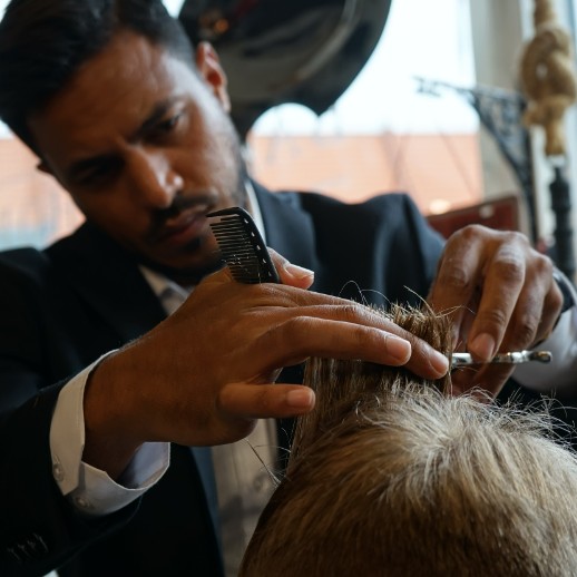 Klipning & barbering