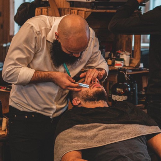 Skægtrimning & kantbarbering