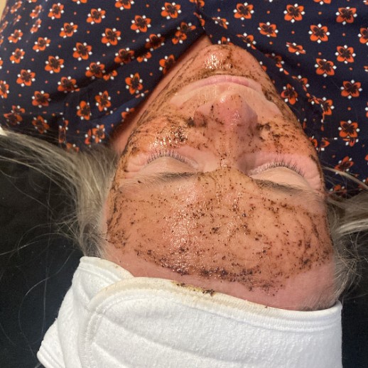 Luksus ansigtsbehandling